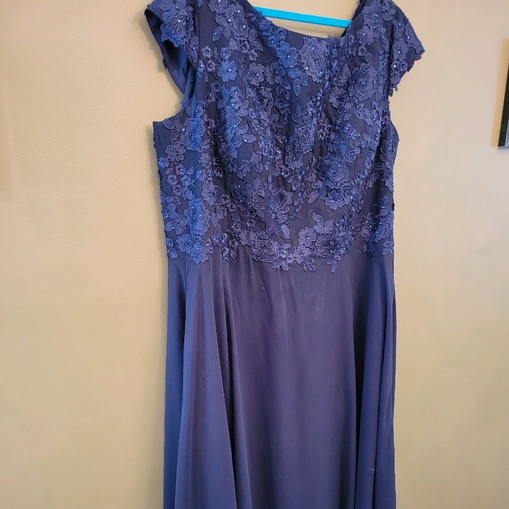 Navy Bridesmaid/Mother of Bride Dress Size 22